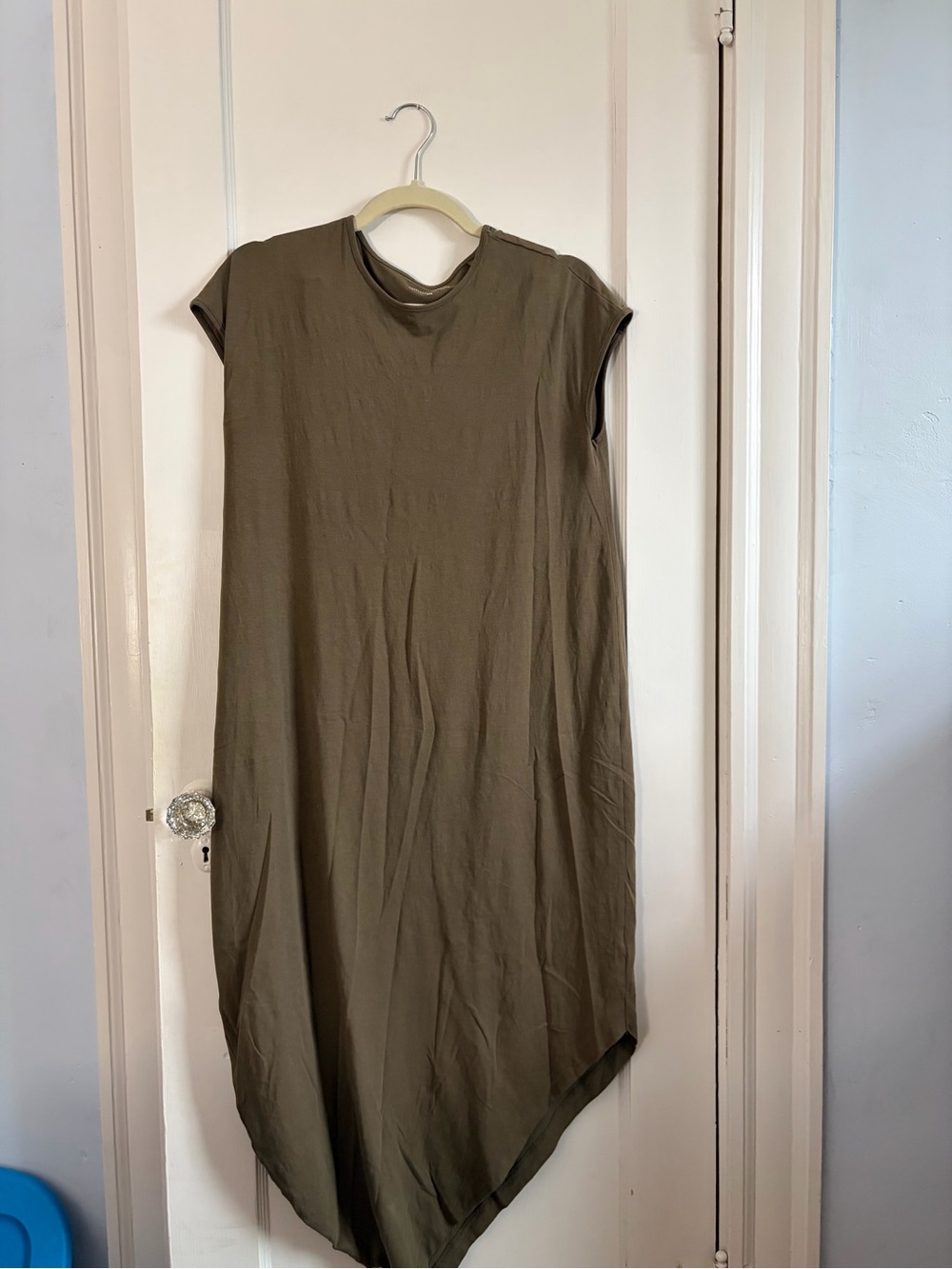 Universal Standard Geneva Dress size 2XS (medium) in crocodile (olive)
